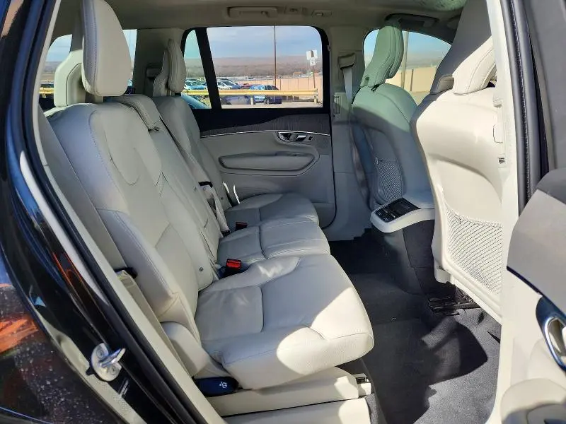 2025 VOLVO XC90 PLUS  