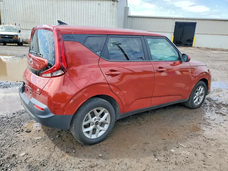 2021 KIA SOUL S  
