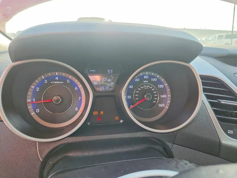2016 HYUNDAI ELANTRA LIMITED  