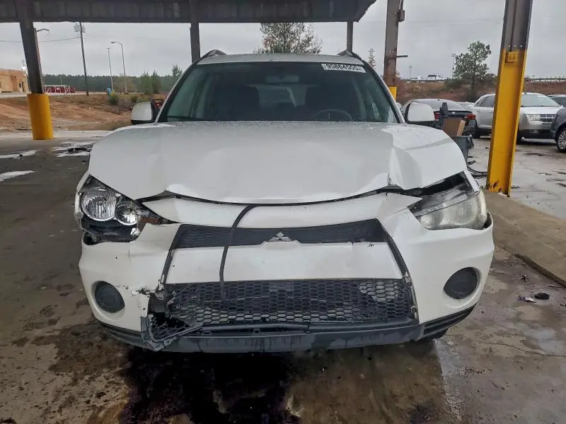 2011 MITSUBISHI OUTLANDER ES  