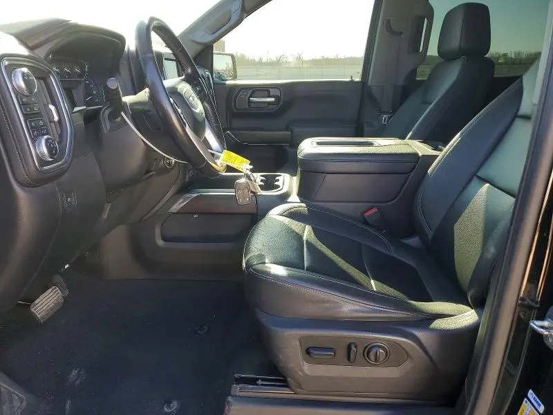 2021 GMC SIERRA K1500 SLT  
