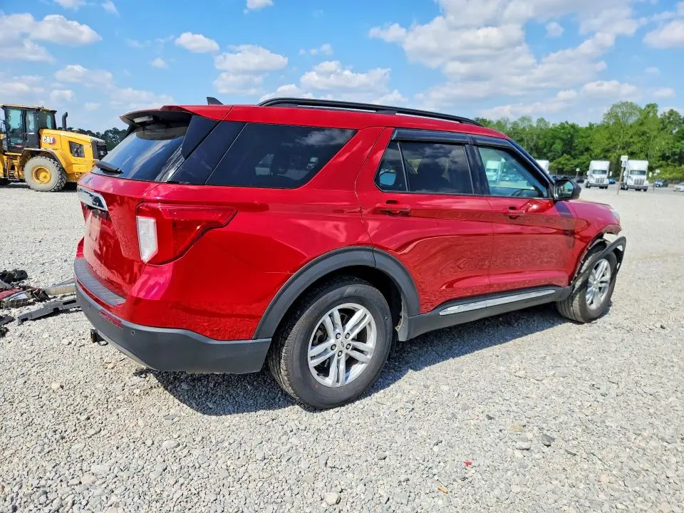 2021 FORD EXPLORER XLT  