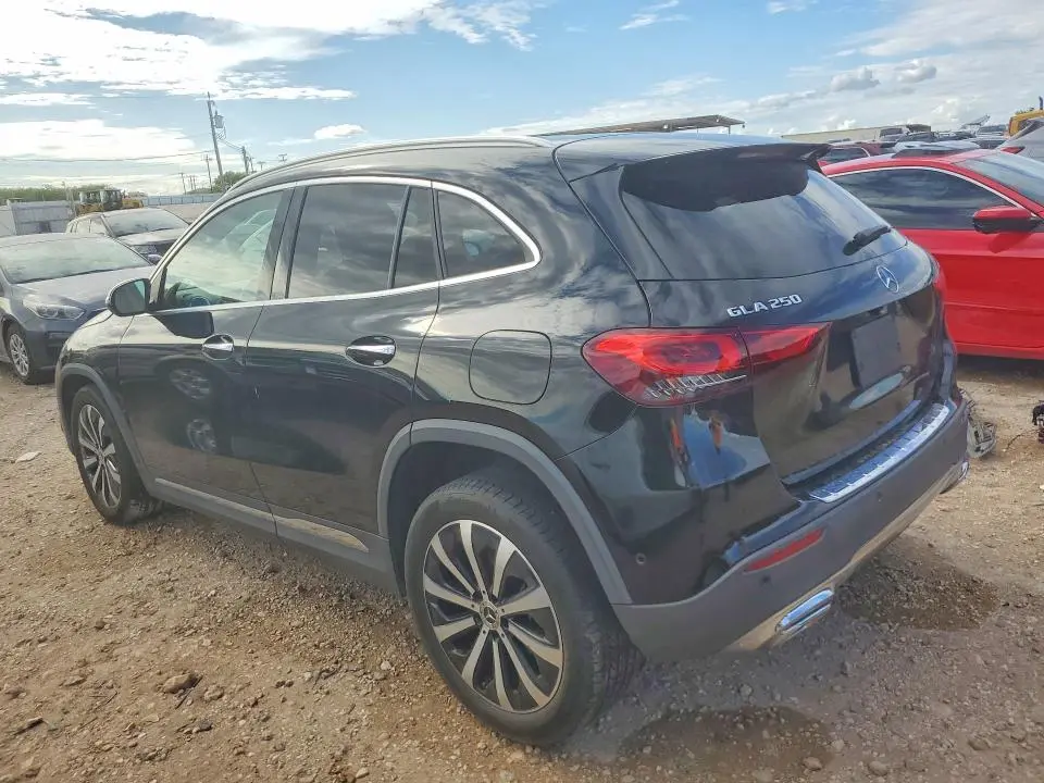 2021 MERCEDES-BENZ GLA 250  