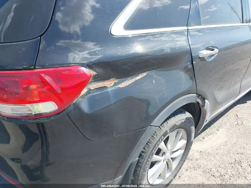 2016 KIA SORENTO 2.4L LX