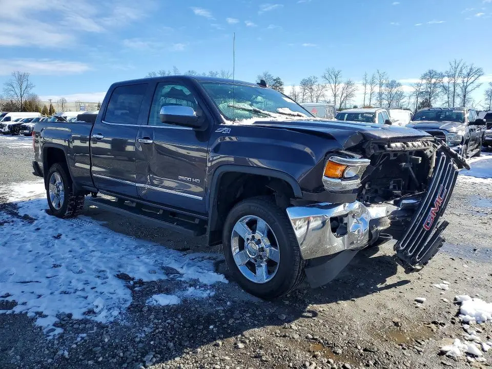 2015 GMC SIERRA K2500 SLT  
