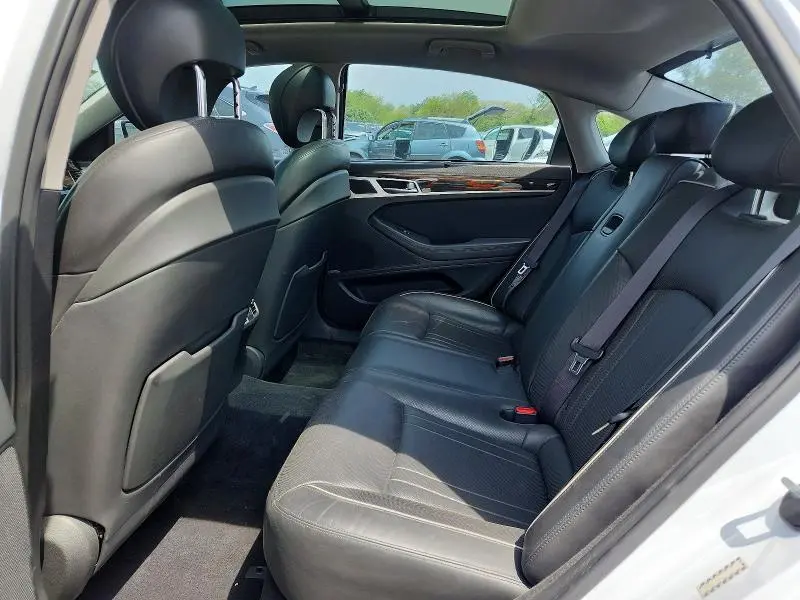 2015 HYUNDAI GENESIS 3.8L  