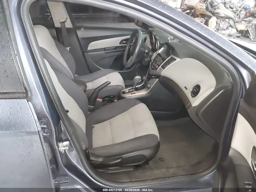 2014 CHEVROLET CRUZE LS AUTO