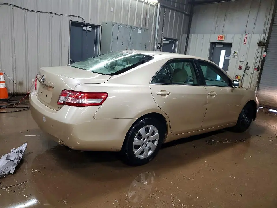 2010 TOYOTA CAMRY   