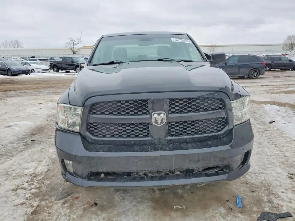 2014 RAM 1500 ST  