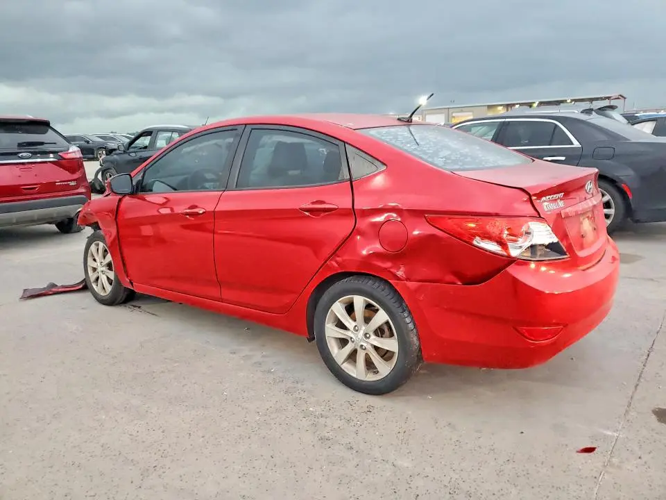 2012 HYUNDAI ACCENT GLS  