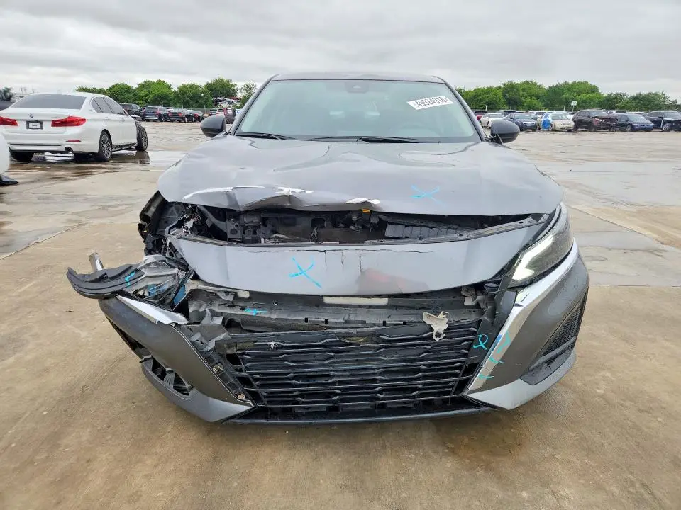 2024 NISSAN ALTIMA SV  