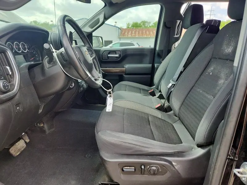 2021 CHEVROLET SILVERADO K1500 LT  