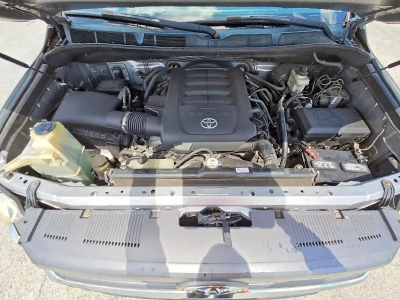 2014 TOYOTA TUNDRA SR5  