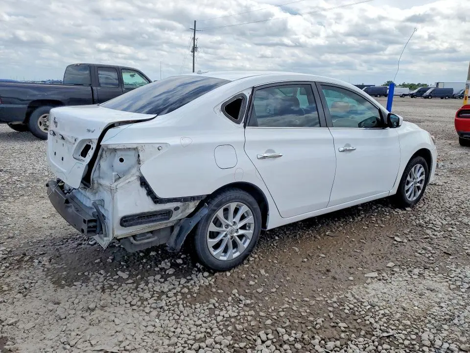 2018 NISSAN SENTRA SV  