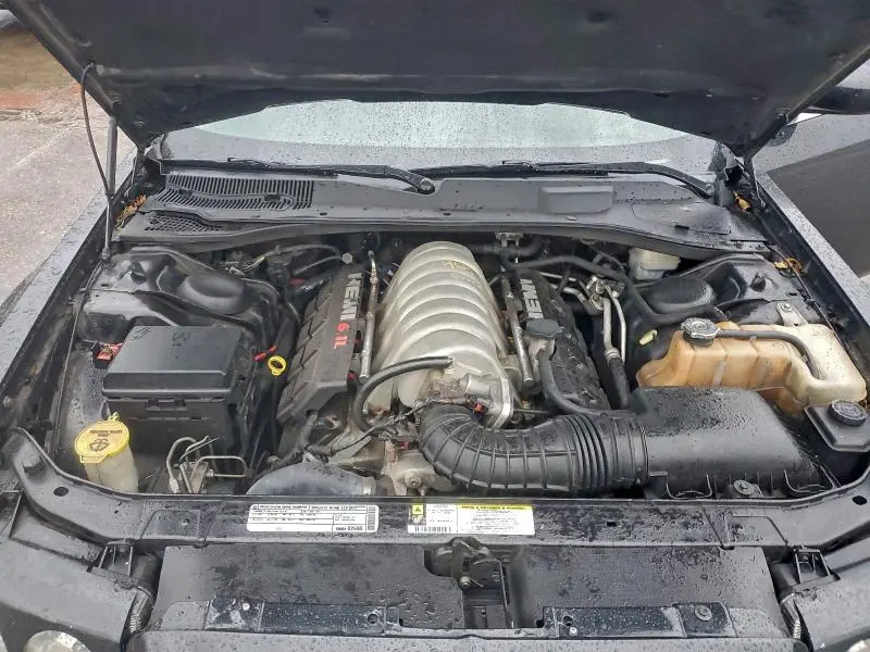 2010 CHRYSLER 300 SRT-8  