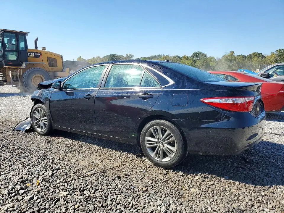 2016 TOYOTA CAMRY SE  