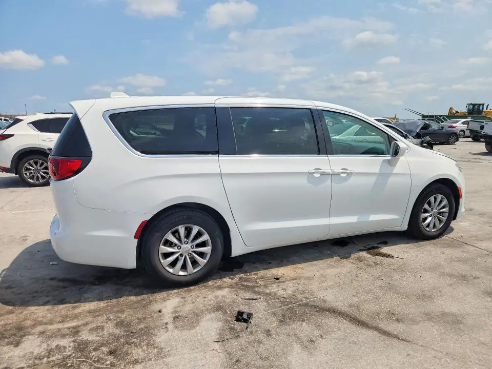 2018 CHRYSLER PACIFICA TOURING PLUS  