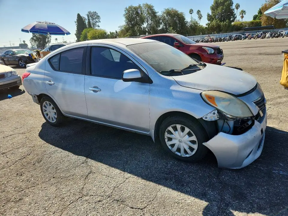 2013 NISSAN VERSA 1.6 S  