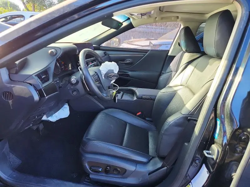 2023 LEXUS ES 300H BASE  
