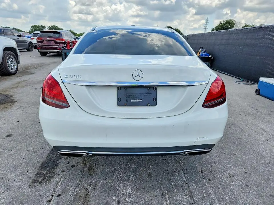 2021 MERCEDES-BENZ C 300  