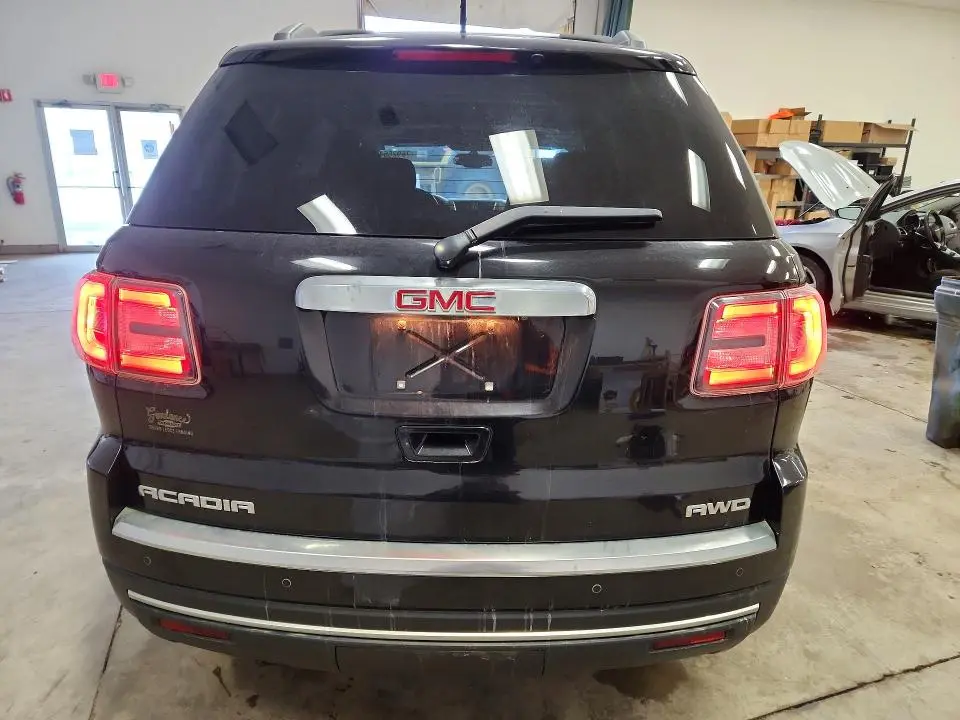 2016 GMC ACADIA SLE  