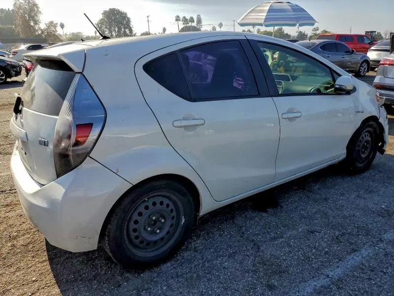 2014 TOYOTA PRIUS C   