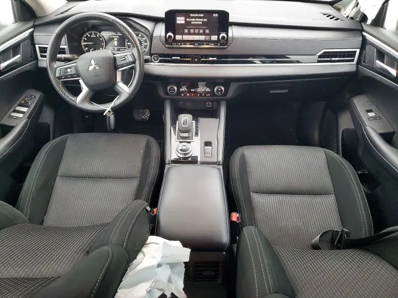 2023 MITSUBISHI OUTLANDER ES  