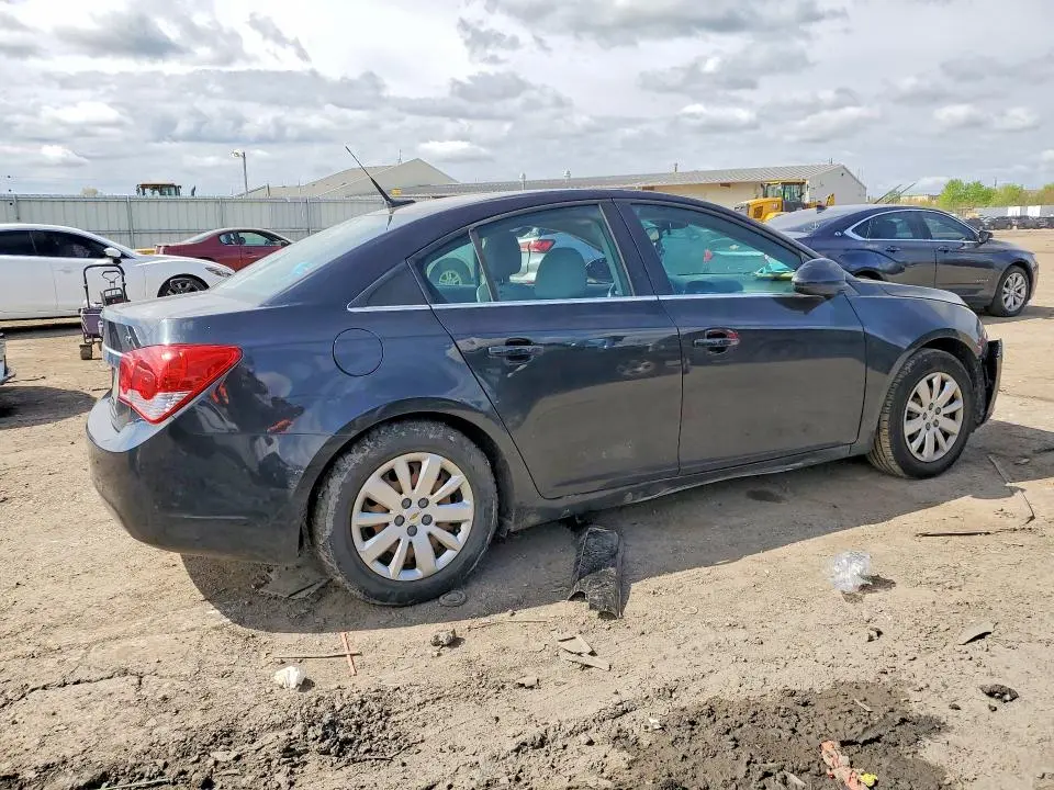 2011 CHEVROLET CRUZE LT  