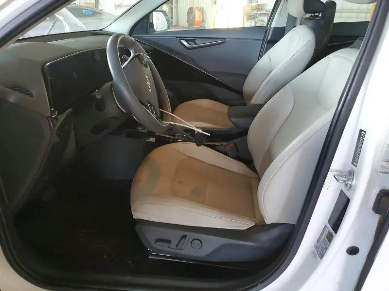 2023 KIA NIRO EX  