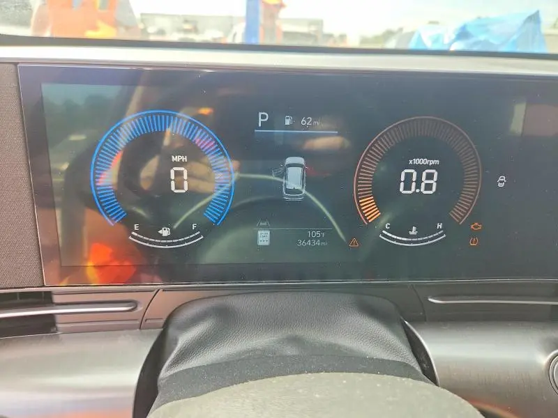 2024 HYUNDAI KONA SEL  