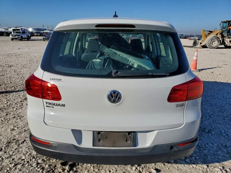 2017 VOLKSWAGEN TIGUAN S  