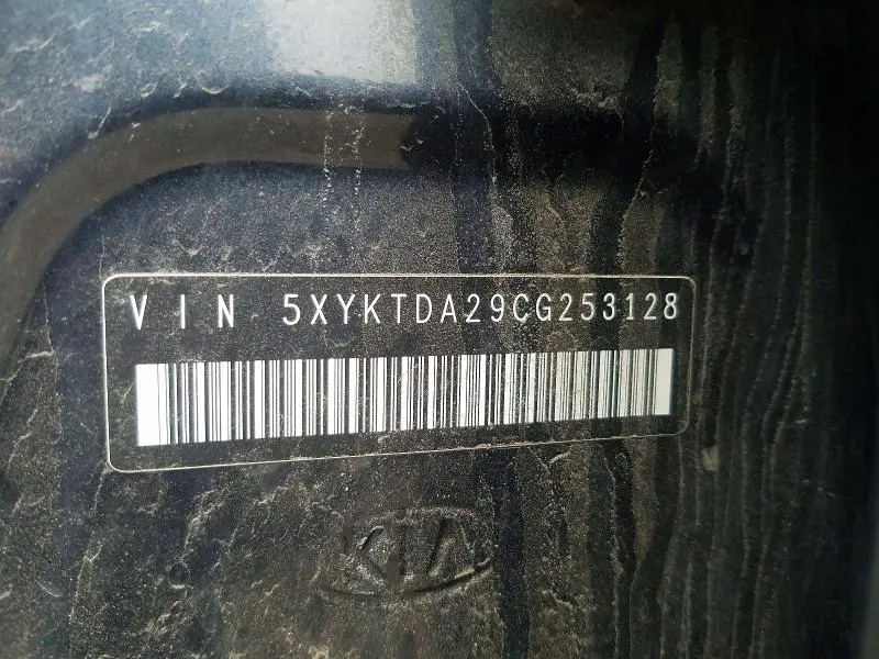 2012 KIA SORENTO LX  