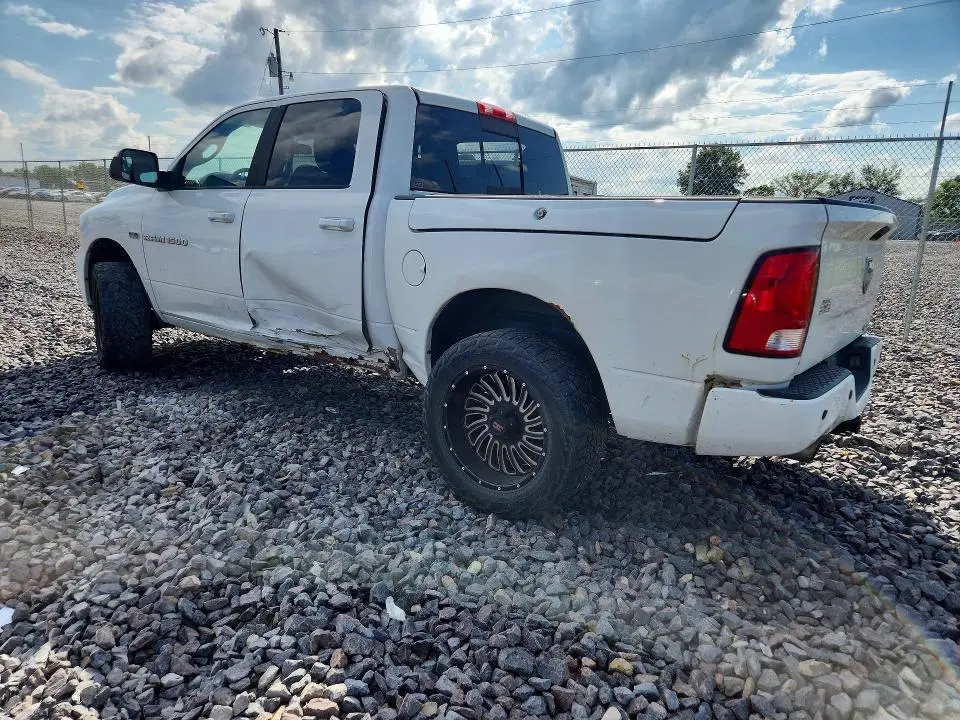 2015 DODGE RAM 1500 SPORT  