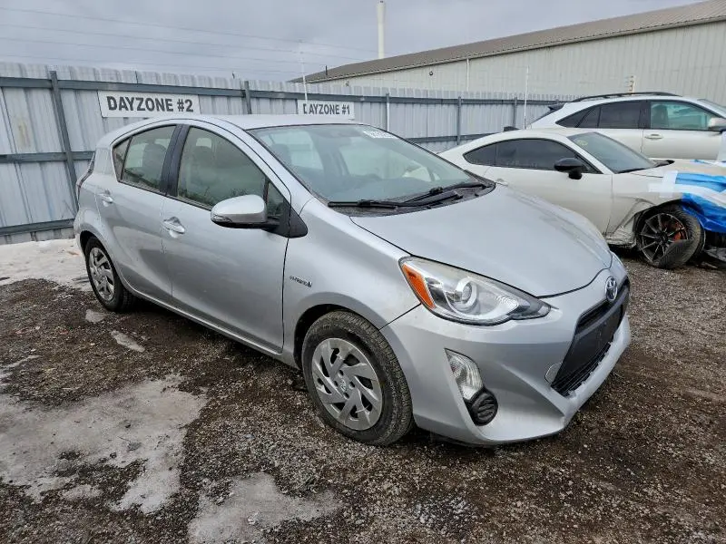 2015 TOYOTA PRIUS C   