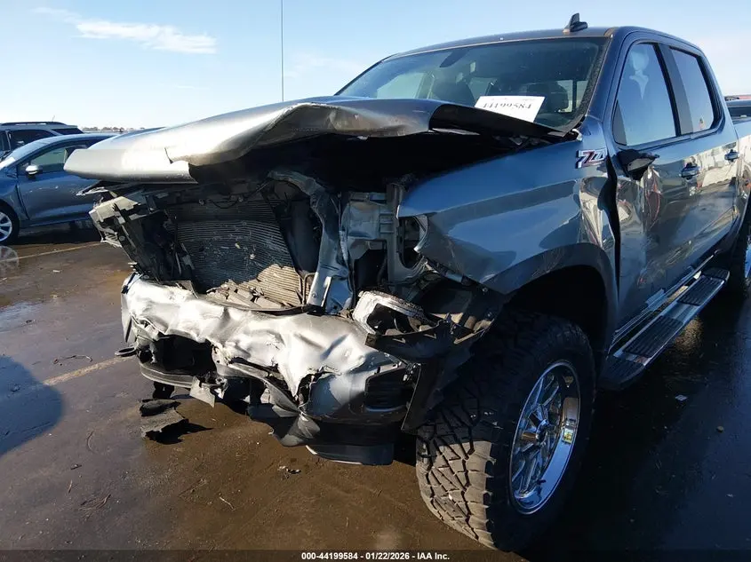 2020 CHEVROLET SILVERADO 1500 4WD  SHORT BED RST