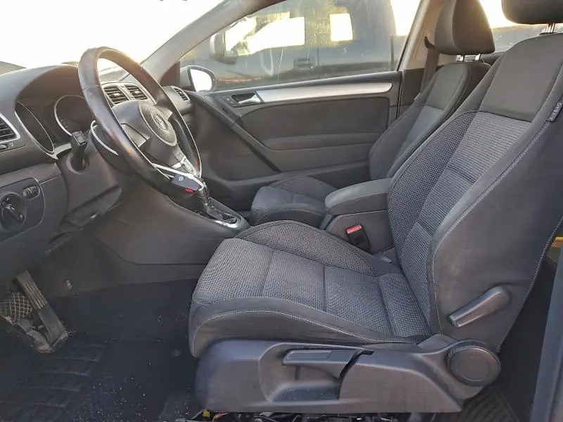 2013 VOLKSWAGEN GOLF   