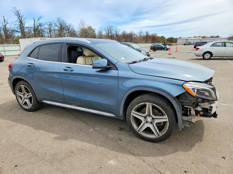 2015 MERCEDES-BENZ GLA 250 4MATIC  