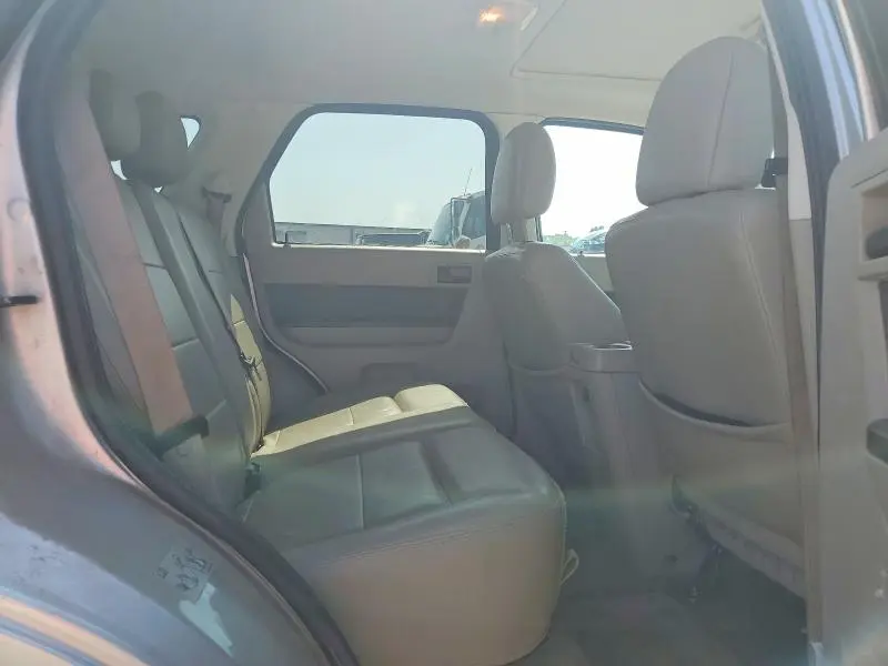 2010 FORD ESCAPE XLT  
