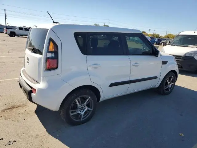 2011 KIA SOUL +  