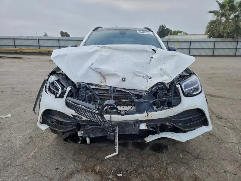 2021 MERCEDES-BENZ GLC 300  