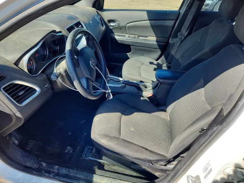 2014 DODGE AVENGER SE  