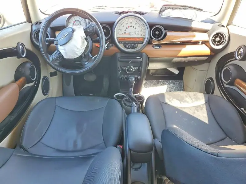 2012 MINI COOPER   