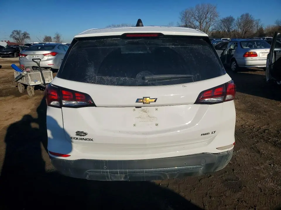 2022 CHEVROLET EQUINOX LT  