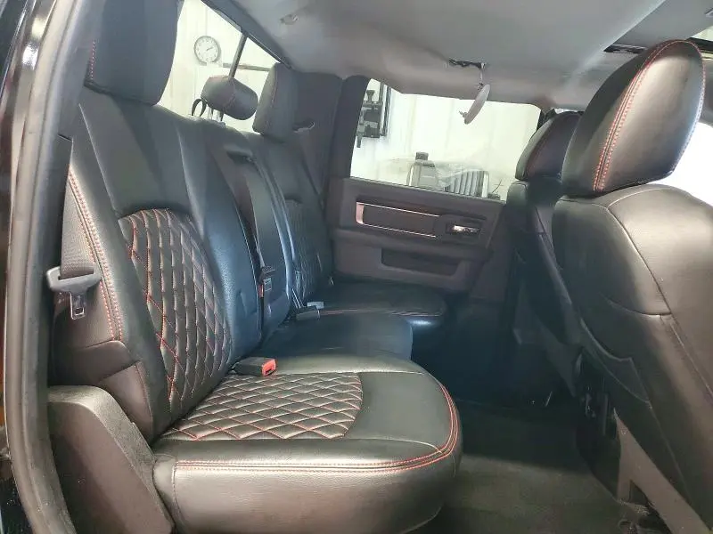 2014 RAM 1500 SLT  