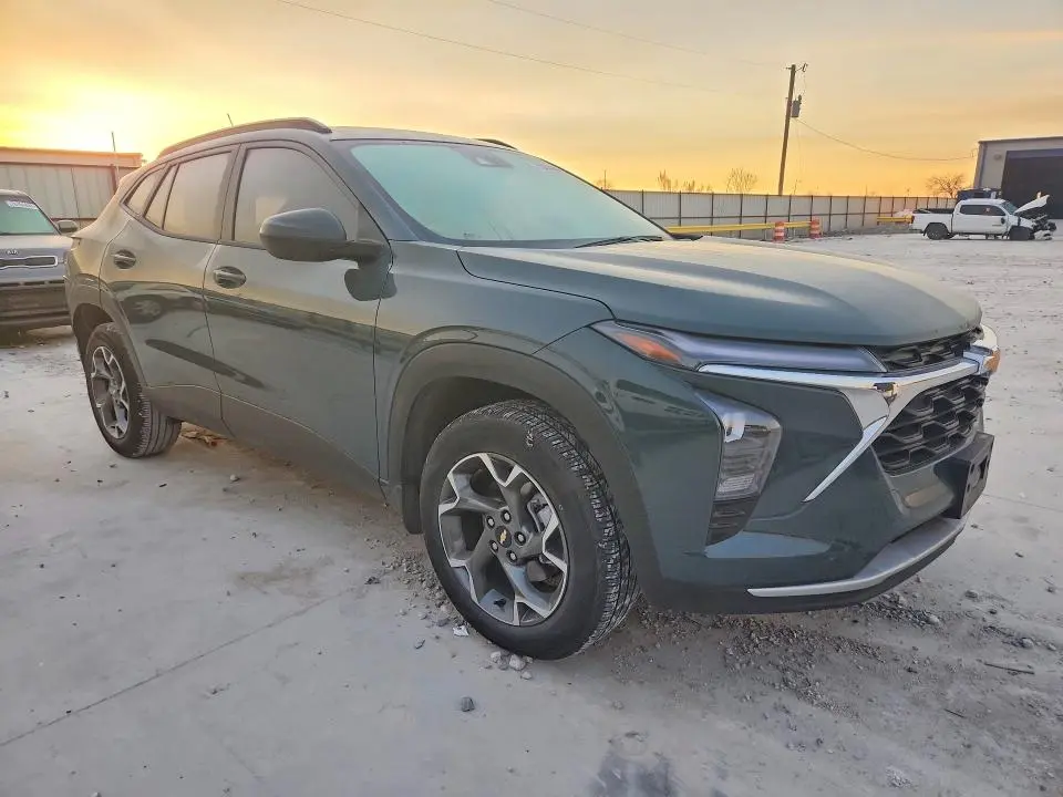 2025 CHEVROLET TRAX 1LT  