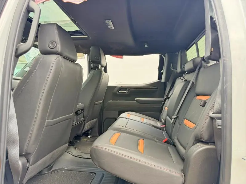 2026 GMC SIERRA K1500 AT4  