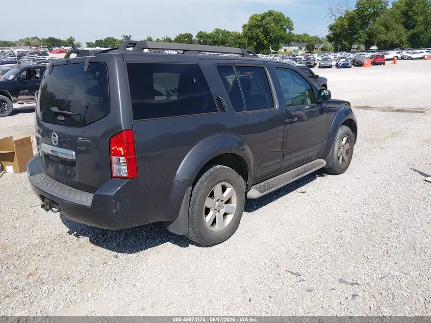 2012 NISSAN PATHFINDER SV
