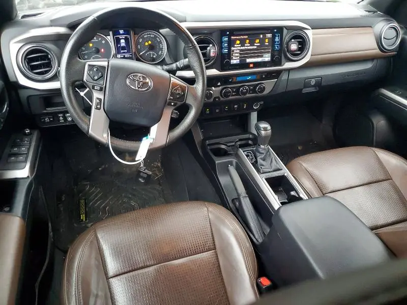 2017 TOYOTA TACOMA LIMITED  