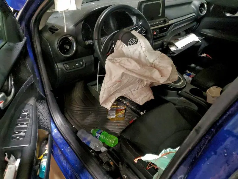 2019 KIA FORTE GT LINE  