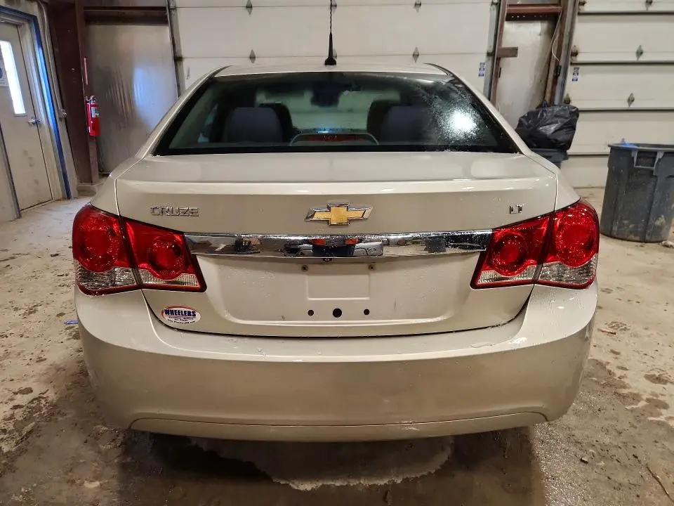 2014 CHEVROLET CRUZE LT  
